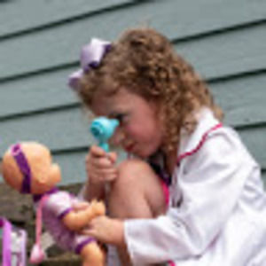 Meet your Posher, Tia